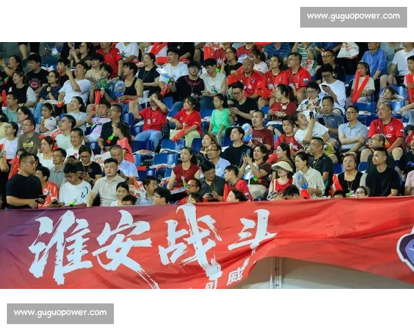 泰山 3-1 破海港！蓉城失登顶良机，争冠悬念熬成 “拉锯战”