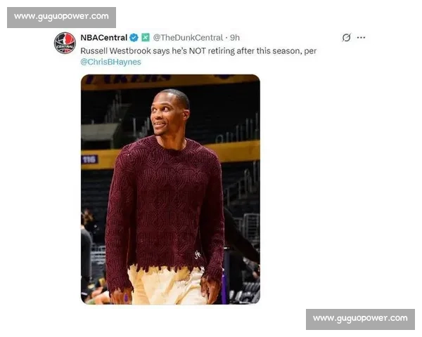 威少拒签湖人球衣？真相藏在签名腕带里